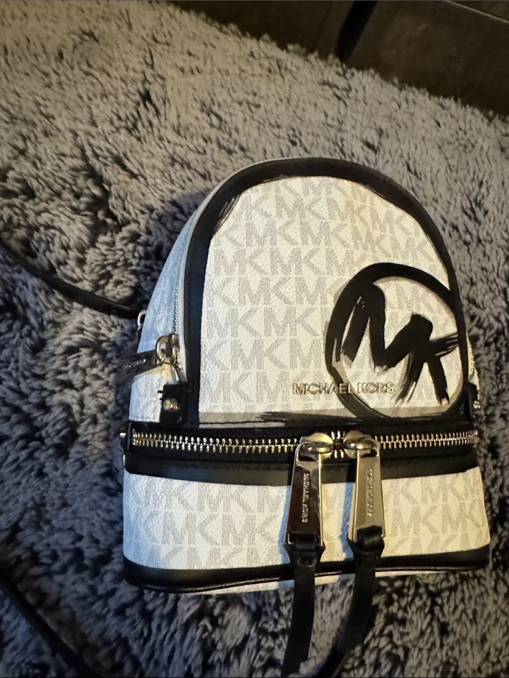 Michael Kors White and Black Logo Mini Backpack In Amazing Condition